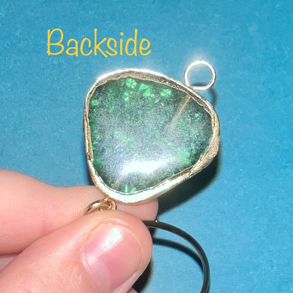 ✨ Gold-Toned Bangle bracelet EUC with faux Blue/Teal druzy quartz by A.New.Day - Picture 3 of 4